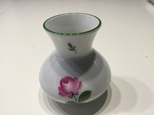 Augarten Wien Vase mit Blumen! "Wiener Rose"