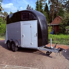 Humbaur Xanthos - Voll-Alu mit Sattelkammer - TOP-Zustand - Reifen + TÜV NEU