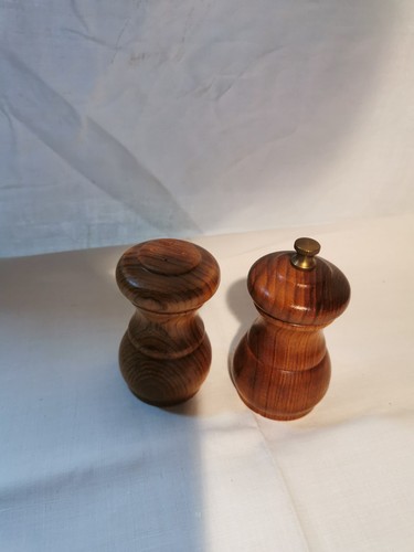 Altes salz und pfefferduo - altes,