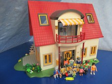 4279 Wohnhaus Puppenhaus kompl möbliert v Figuren funkt Glocke Playmobil 7370