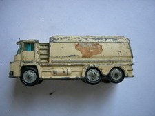 HUSKY Models Milch Laster Milk Tanker Cream - bespielt