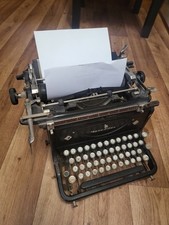 Mercedes-Benz Schreibmaschine