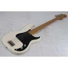 (Aria Pro II) PB-400 White Made in JPN 1978 Vintage PB Type E-Bassgitarre