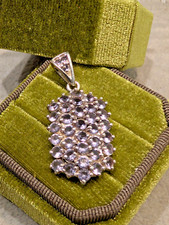 Anhänger 925 Sterlingsilber mit 34 Amethysten rund Brillantschliff V-Öse elegant