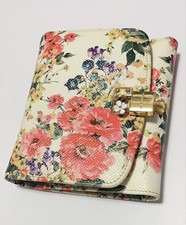 DOLCE GABBANA Floral Three