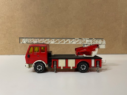 Feuerwehrauto 2819 siku - feuerwehrauto, 1:43