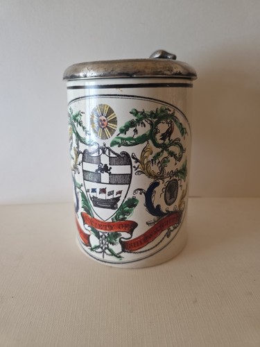 Antiker bierkrug mit bemalung - bierkrug,