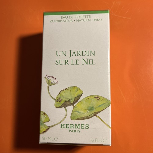 Hermès jardin sur nil - un,