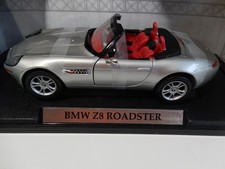 Motor Max  BMW Z8 Roadster  1:18 mit Grundplatte ohne Karton
