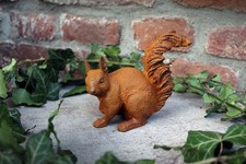 Gartenfigur Eichhörnchen