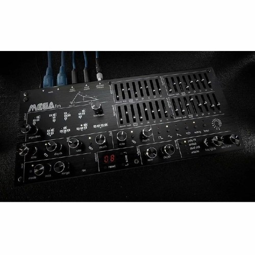 Twisted electrons megafm - twisted, mkii