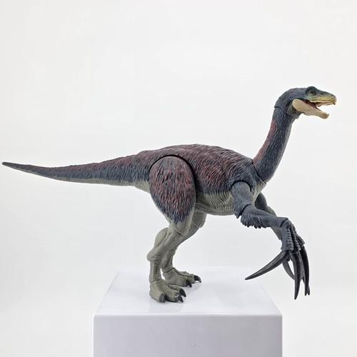 Jurassic world hammond - jurassic,