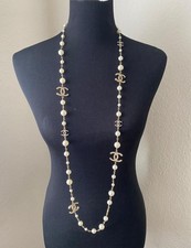 Chanel kette mit perlen und - kette,