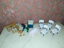 Nostalgie- Spielzeug- Zubehör-Deko-Kinderzimmer-Puppenhaus-Puppenstube
