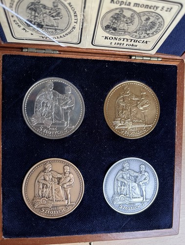 Polen 4x5 zlotych 75 jahre - zlotych, /