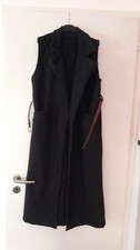 Schwarze lange Weste*Gr. 38/40*MADE IN ITALY*ärmellos*mit Gürtel
