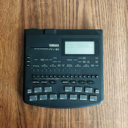 Yamaha ry10 drum machine - yamaha,