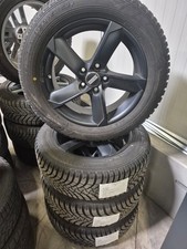Satz winterräder auf - satz,
