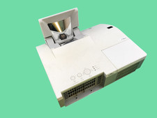 Hitachi CP-AW252WN Projektor