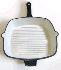 Skillet pan creme und - skillet, schwarze