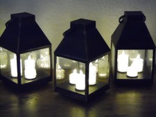 Laterne 3 Stück mit je 3 Led Flackerkerzen 13,5 x13,5 x 25 cm