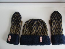 Winter Mütze / Handschuhe Set Damen " Polarlichter" 100% Islandwolle (Lett Lopi)