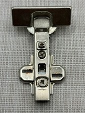 Hettich 3315 5.5 Eckanschlag Scharnier Topfband mit Grundplatte