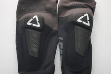 Leatt Airflex Hybrid Knieschoner 1xL 1x XL B-Ware