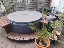 holzumrandung Softube Whirlpool 