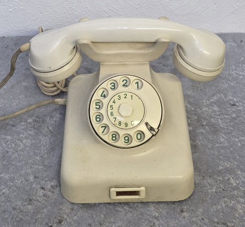 Altes wählscheibentelefon w48 - altes,