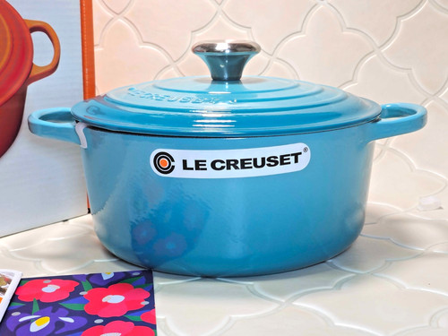 Creuset gusseisen signatur - le,