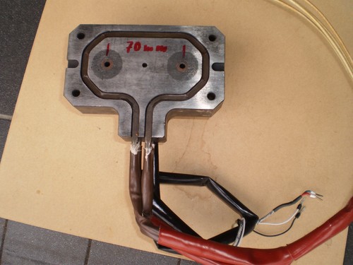 Heisskanal verteiler block - verteiler, aus