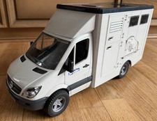 BRUDER Mercedes-Benz Sprinter