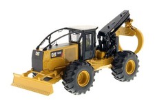 DIECAST MASTERS - Forstschlepper CATERPILLAR 555D mit Fahrer und Metallkasten...