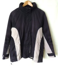 Jacke Damen Größe 42/44 schwarz beige Taschen Kapuze Reißverschluss Knöpfe TCM