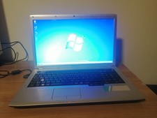 Samsung R730 – Funktioniert, Kein Ladegerät, Schwacher Akku