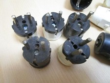 9 x alter Stecker alte Steckdose Gerätestecker Bakelit 2 polig Deko Ba 1/9