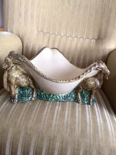 Repräsentative Schale