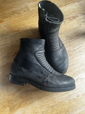 Motorradstiefel Wasserdicht Schwarz Gr. 42. Neuwertig Motorradstiefel