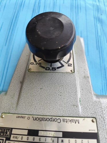 Makita 1806b handhobel 1200 - 1806b,