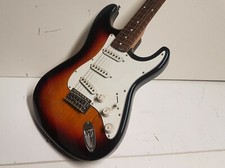90's JOHNSON SUNBURST STR*T