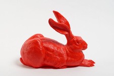 Ottmar Hörl, Dürer Hase, rot, neu, Geschenk, Deko, Kunst, Skulptur Weihnachten