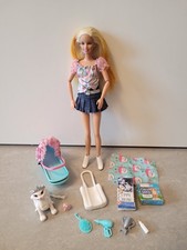 Mattel Barbie Puppe mit Katze