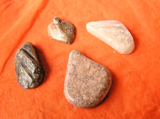 4 Anhänger  aus verschiedenem