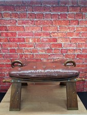 Vintage Kamel Hocker Leder