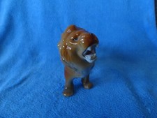 Brüllender Löwe Porzellan