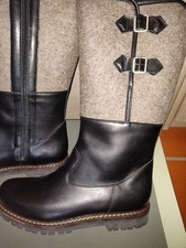 DIRNDL und BUA Stiefel