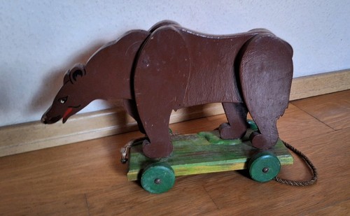 Schöner alter bär aus holz - schöner,