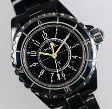 Chanel J12 Uhr Quartz Keramik