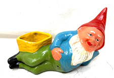 Gartenzwerg zwerg gnom liegend - gartenzwerg,